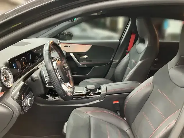 Mercedes-Benz A 35 AMG