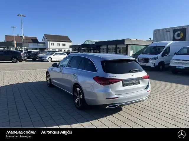 Mercedes-Benz C 200