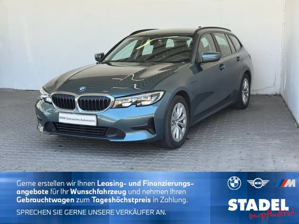 BMW 330