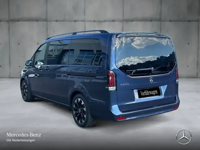 Mercedes-Benz V 250