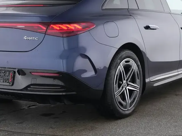 Mercedes-Benz EQE 350