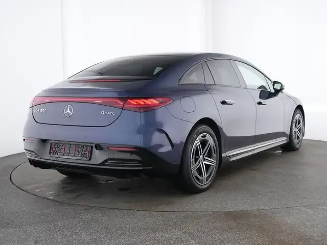 Mercedes-Benz EQE 350