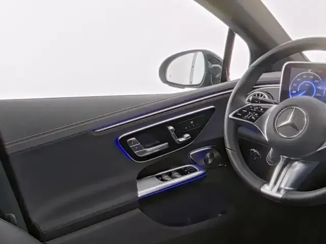 Mercedes-Benz EQE 350