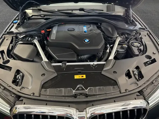 BMW 530