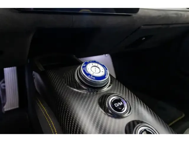 Maserati MC20