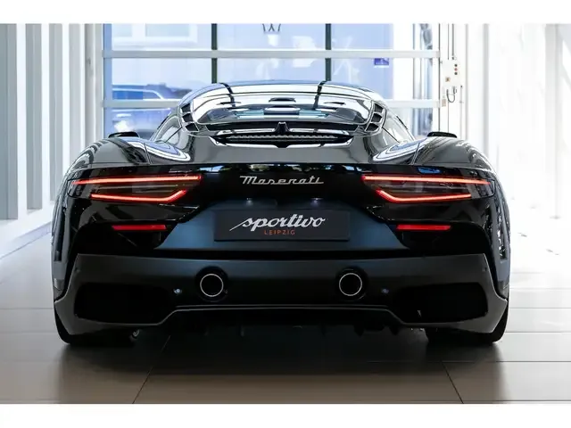 Maserati MC20