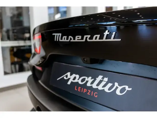 Maserati MC20