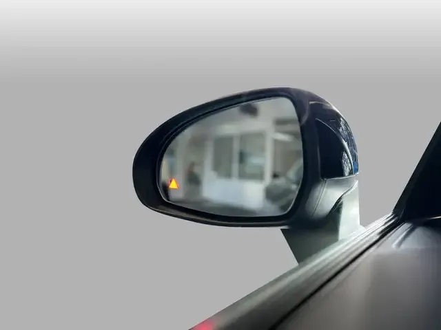 Mercedes-Benz CLE 200