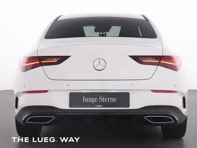 Mercedes-Benz CLA 200