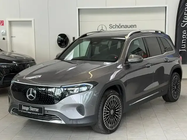 Mercedes-Benz EQB 300