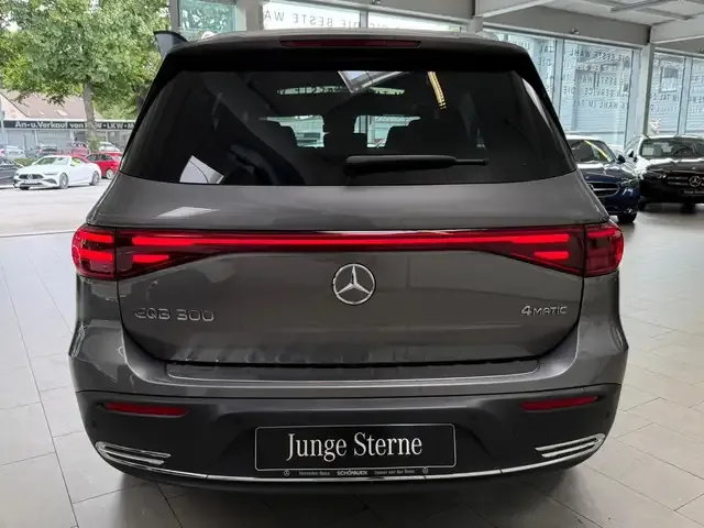 Mercedes-Benz EQB 300