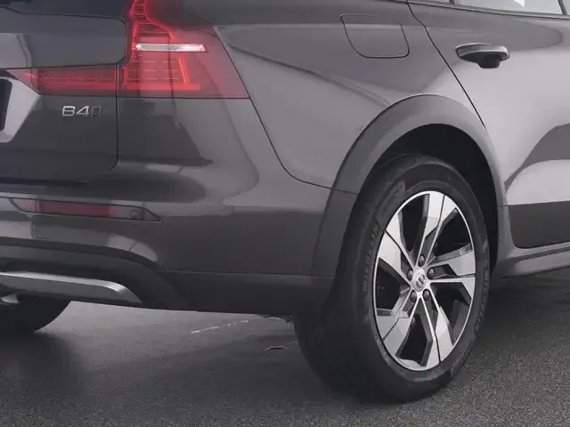 Volvo V60 Cross Country