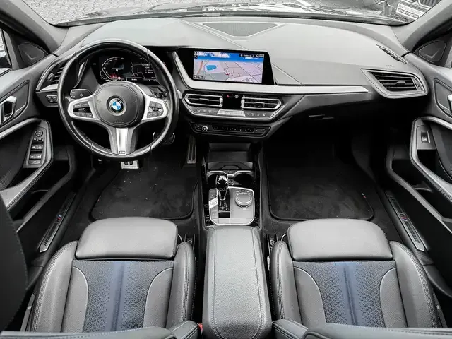 BMW 120