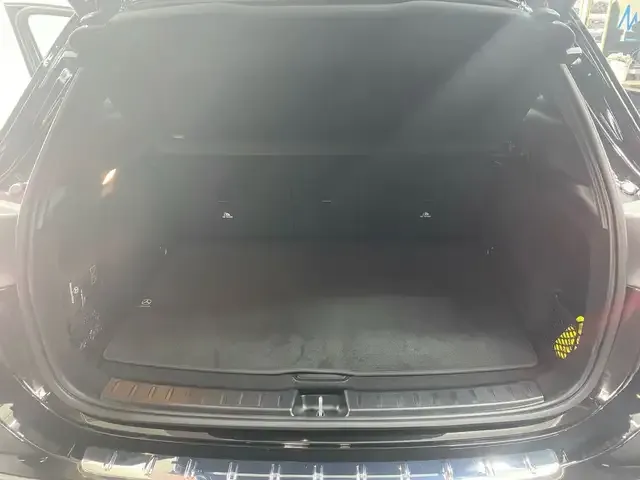 Mercedes-Benz GLA 220