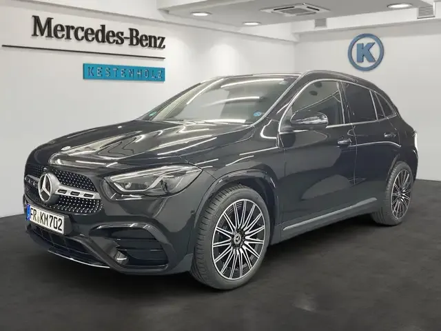 Mercedes-Benz GLA 220