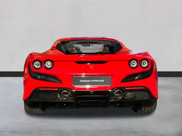 Ferrari F8 Tributo