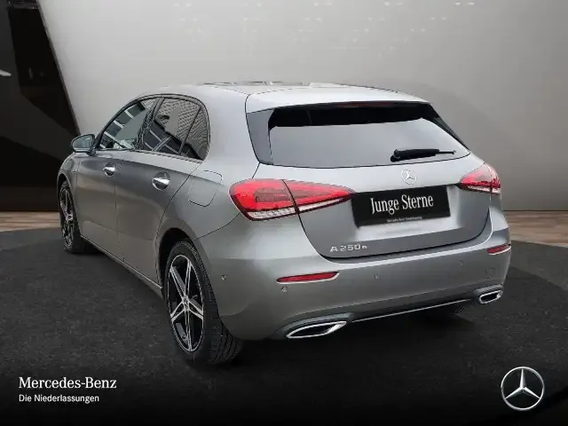 Mercedes-Benz A 250