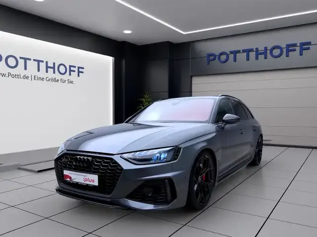 Audi RS4
