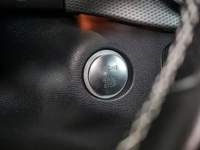 Mercedes-Benz B 220