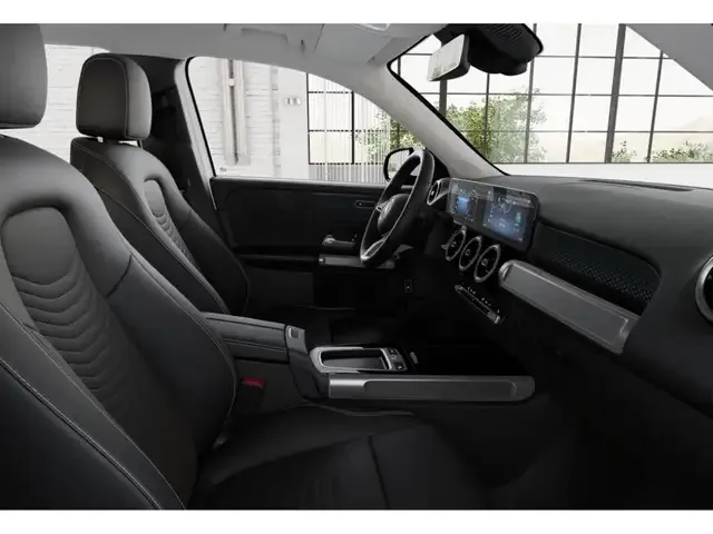 Mercedes-Benz GLB 220