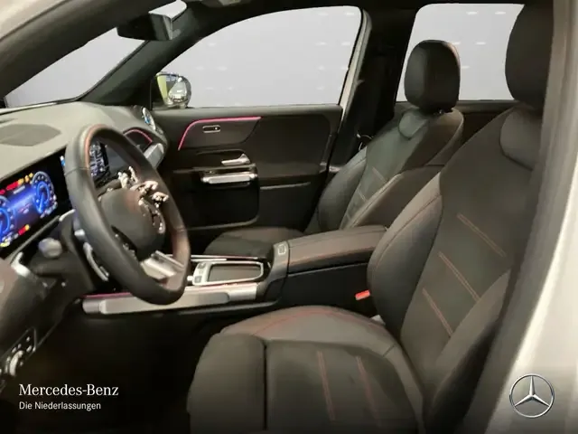 Mercedes-Benz EQB 250