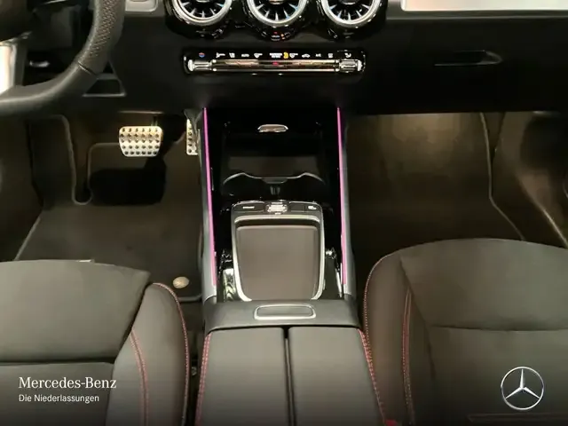 Mercedes-Benz EQB 250