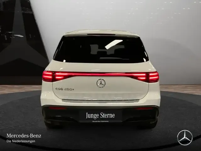 Mercedes-Benz EQB 250