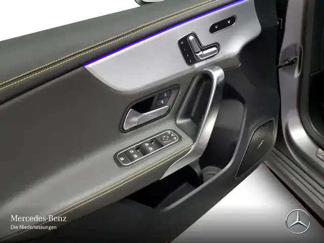 Mercedes-Benz A 45 AMG