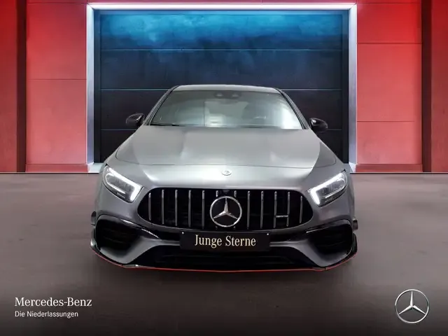 Mercedes-Benz A 45 AMG