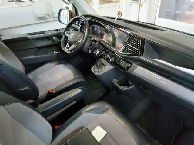 Volkswagen T6.1 Multivan