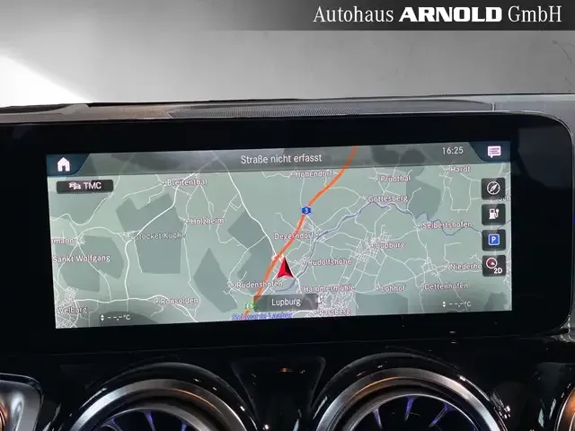 Mercedes-Benz EQB 300