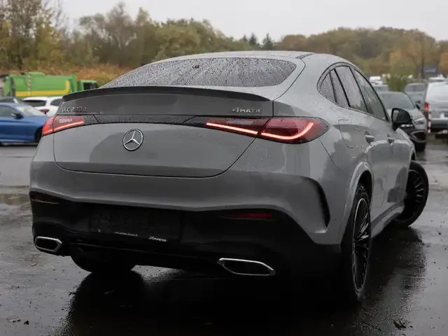 Mercedes-Benz GLC 220