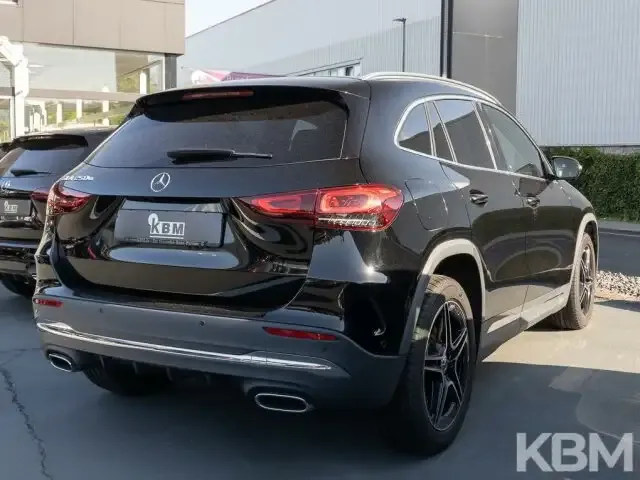 Mercedes-Benz GLA 250