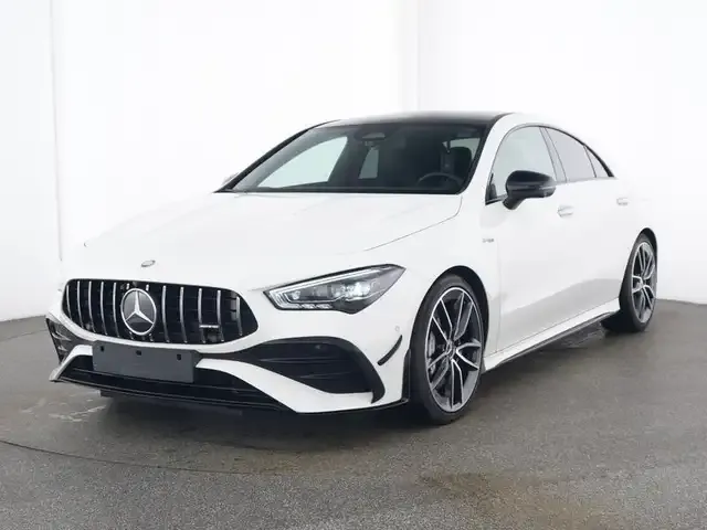 Mercedes-Benz CLA 35 AMG