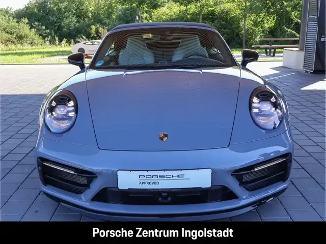 Porsche 992
