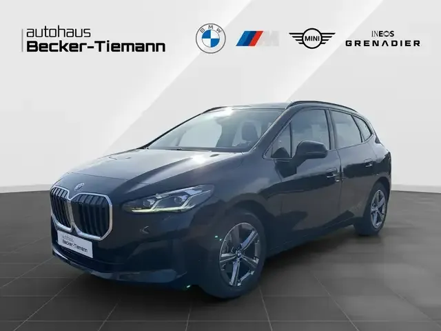 BMW 220