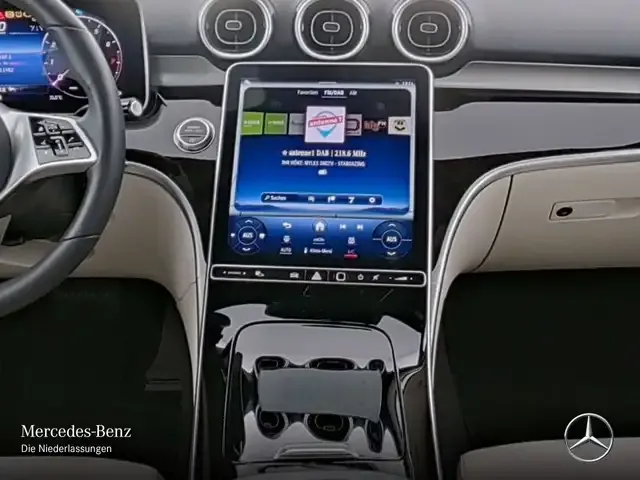 Mercedes-Benz C 180