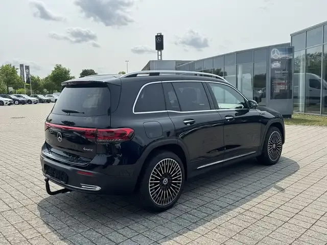 Mercedes-Benz EQB 300