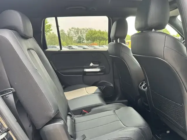 Mercedes-Benz EQB 300