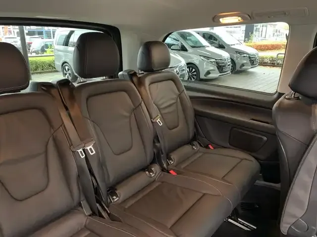 Mercedes-Benz EQV 300