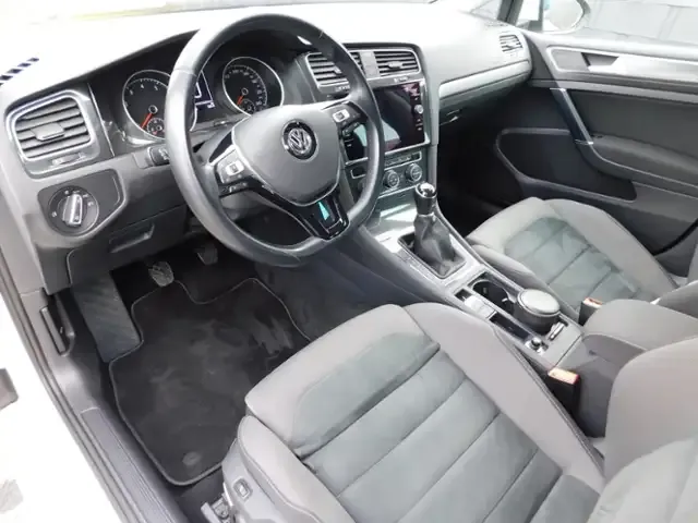 Volkswagen Golf Variant