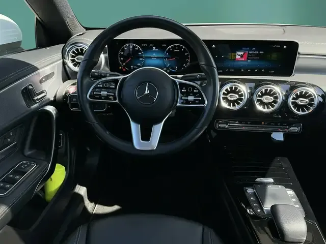Mercedes-Benz CLA 180