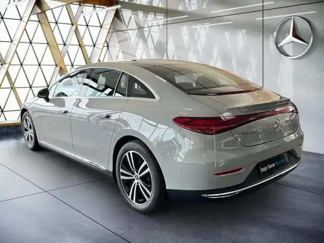 Mercedes-Benz EQE 350