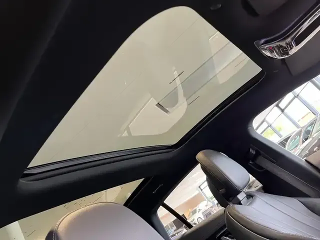 Mercedes-Benz EQE 350