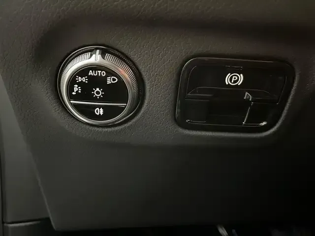 Mercedes-Benz EQE 350