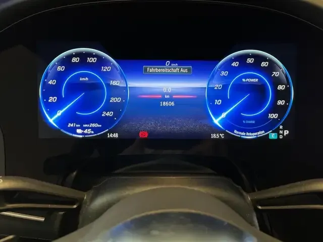 Mercedes-Benz EQE 350