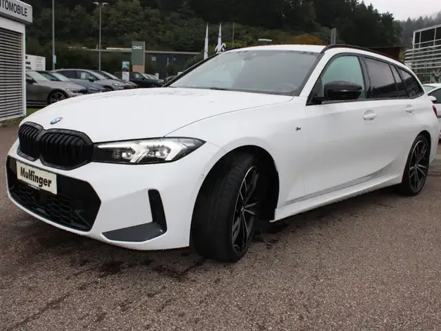 BMW 330