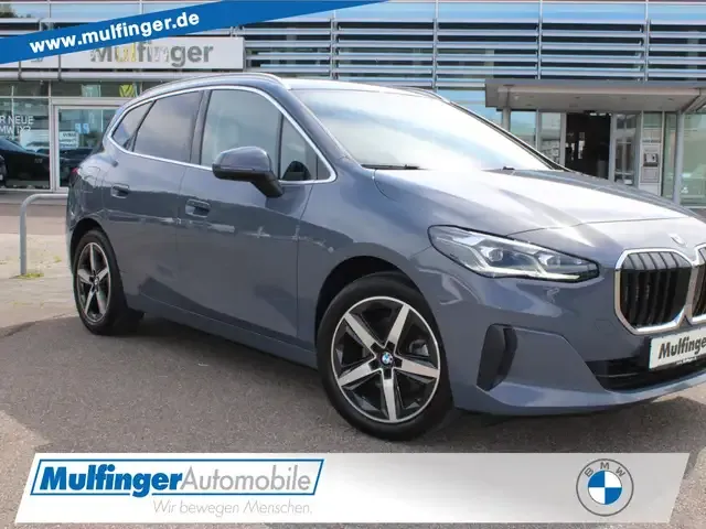 BMW 218