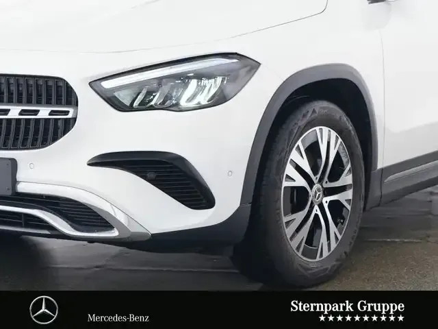 Mercedes-Benz GLA 180