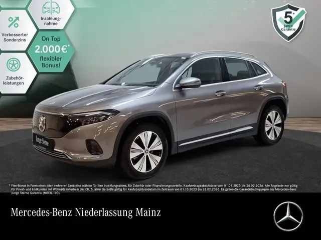 Mercedes-Benz EQA 300